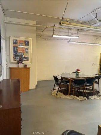 $5,000 | 443 South S Victory, Burbank, CA 91505