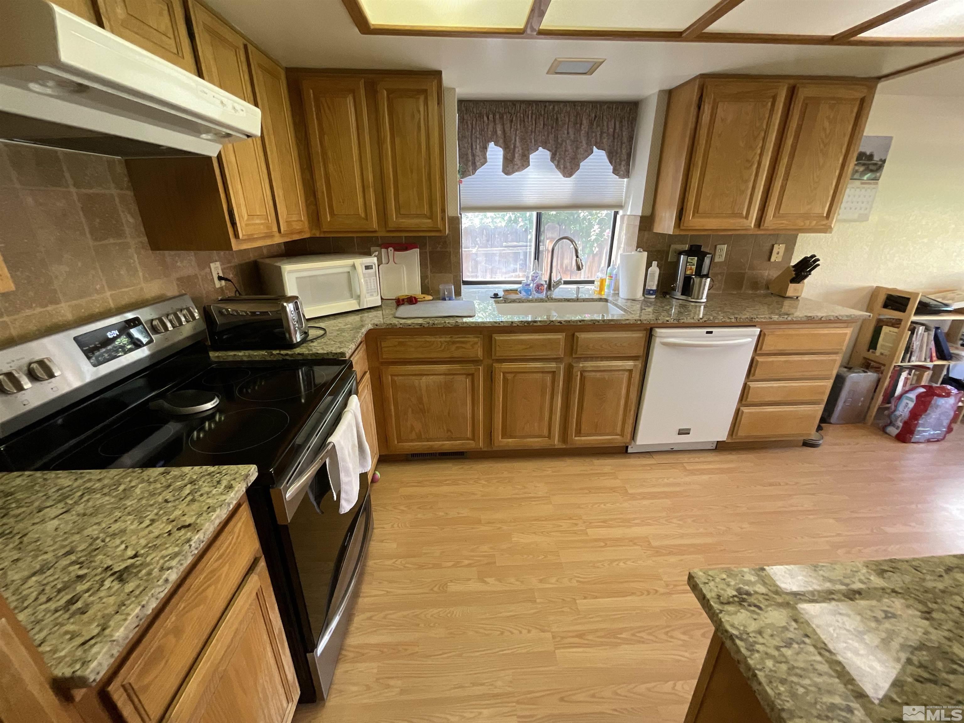 1563 Wildrye Drive Reno, NV 89509 - Photo 6 of 16 Photo 6