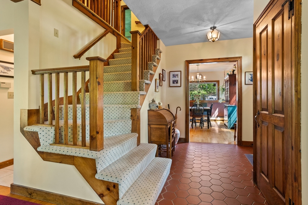 116 Century Way Dunstable, MA 01827 - Photo 5 of 42 Gallery Image 5