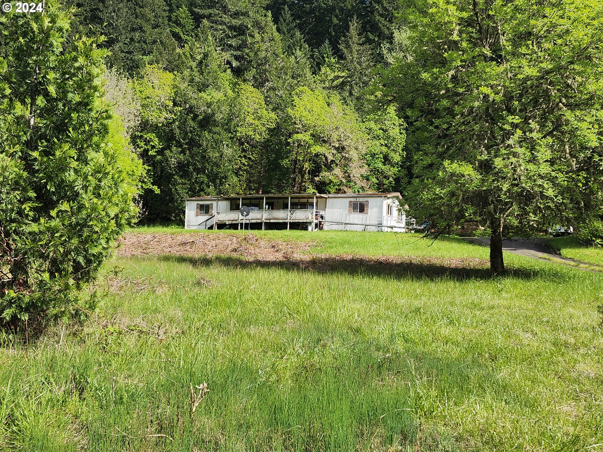 927 Lone Rock Road Glide, OR 97443 - Photo 1 of 24 Gallery Image 1