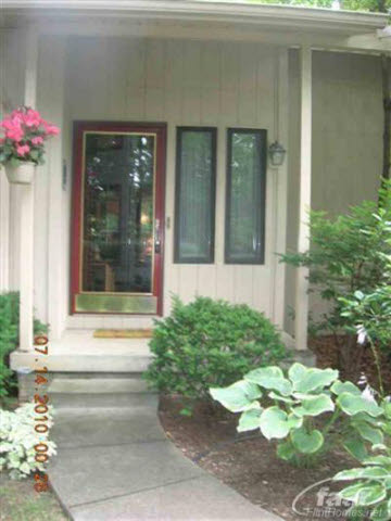 6125 Perryville Road Holly, MI 48442 - Photo 5 of 47 20274334-4.JPG