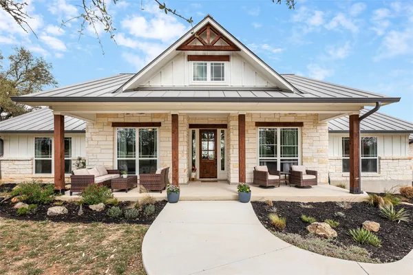 $799,900 | 345 Morning Dew Drive, Round Mountain, TX 78663