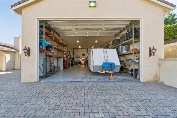 $1,975,000 | 30012 Valley Glen Street, Castaic, CA 91384