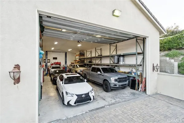 $1,975,000 | 30012 Valley Glen Street, Castaic, CA 91384