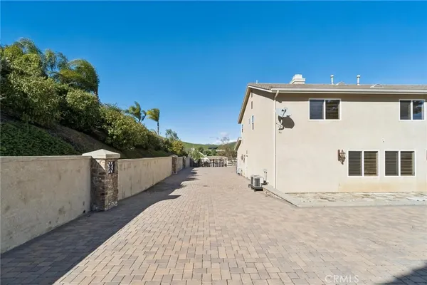 $1,975,000 | 30012 Valley Glen Street, Castaic, CA 91384