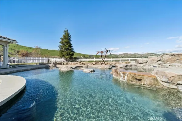 $1,975,000 | 30012 Valley Glen Street, Castaic, CA 91384