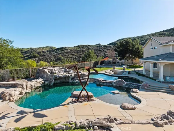 $1,975,000 | 30012 Valley Glen Street, Castaic, CA 91384