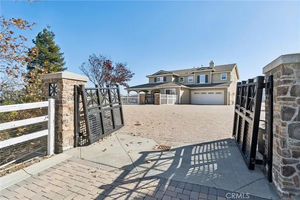$1,975,000 | 30012 Valley Glen Street, Castaic, CA 91384