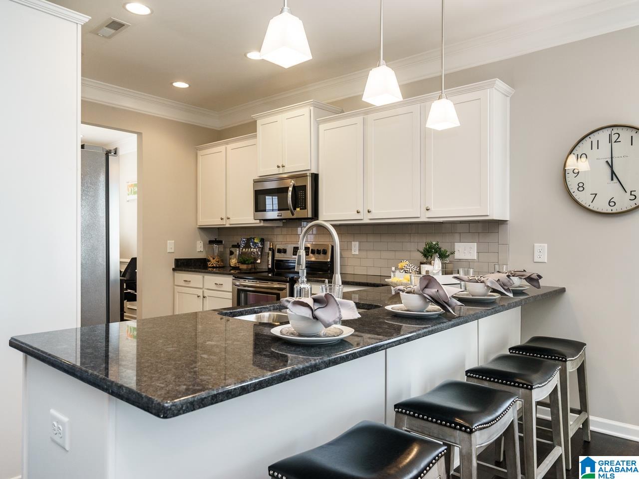 371 Countryside Circle Calera, AL 35040 - Photo 5 of 15