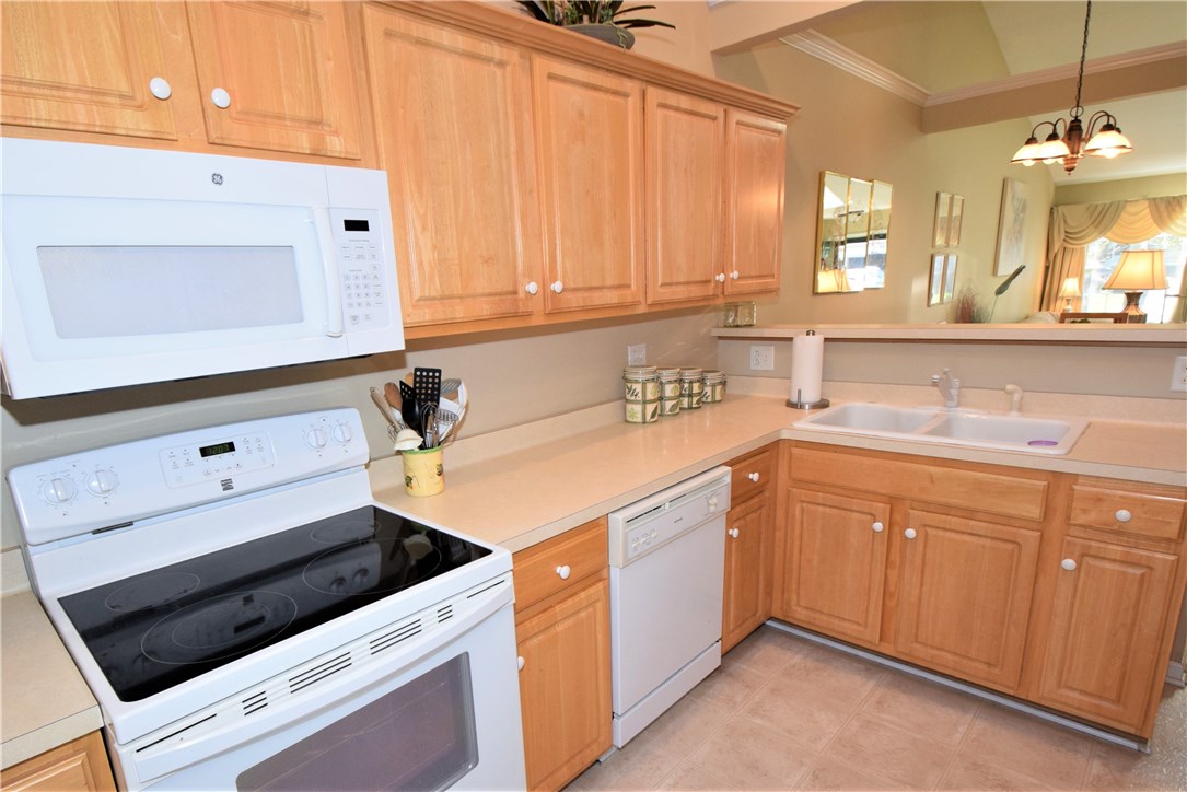 75 Harrier Circle Henrietta, NY 14623 - Photo 5 of 32