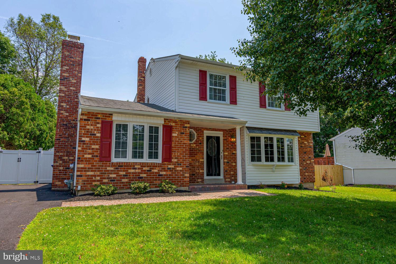 149 Woodstream Road Boothwyn, PA 19061 - Photo 1 of 15 Gallery Image 1