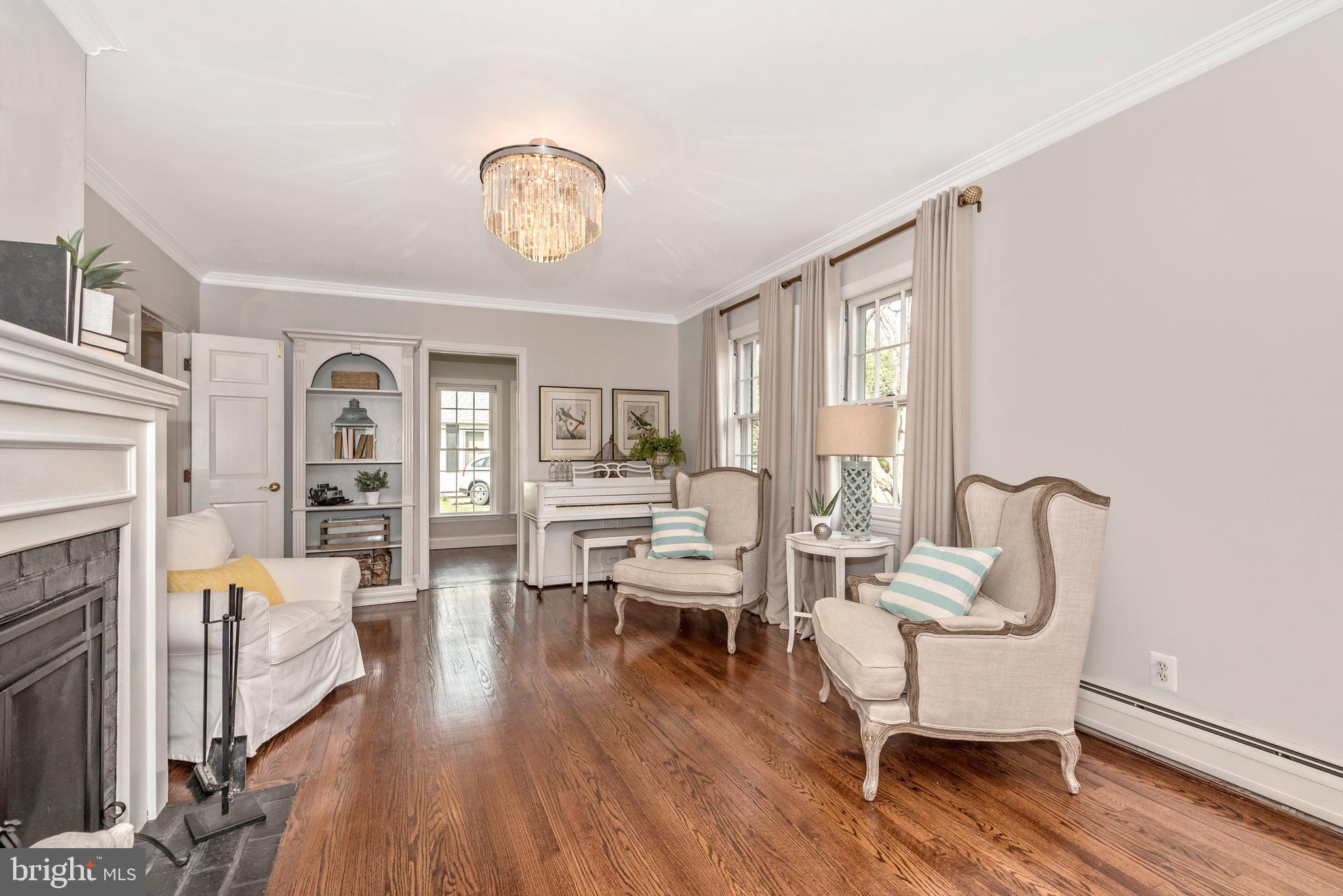 13904 Darnestown Road Gaithersburg, MD 20878 - Photo 9 of 42 Gallery Image 9