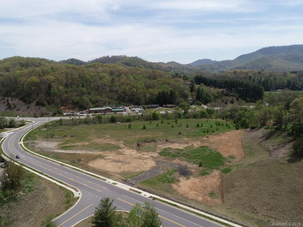 1426 Howell Mill Road Waynesville, NC 28786 - Photo 4 of 7 Gallery Image 4