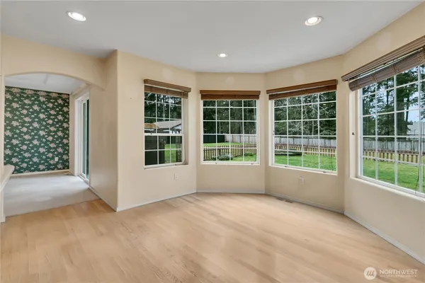 $825,000 | 15416 33rd Avenue East, Tacoma, WA 98446