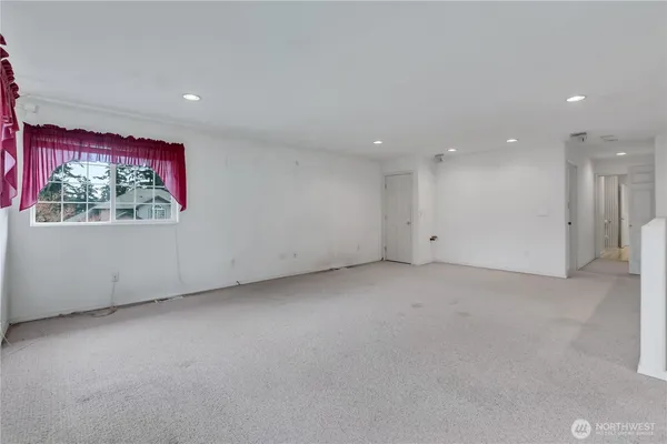 $825,000 | 15416 33rd Avenue East, Tacoma, WA 98446