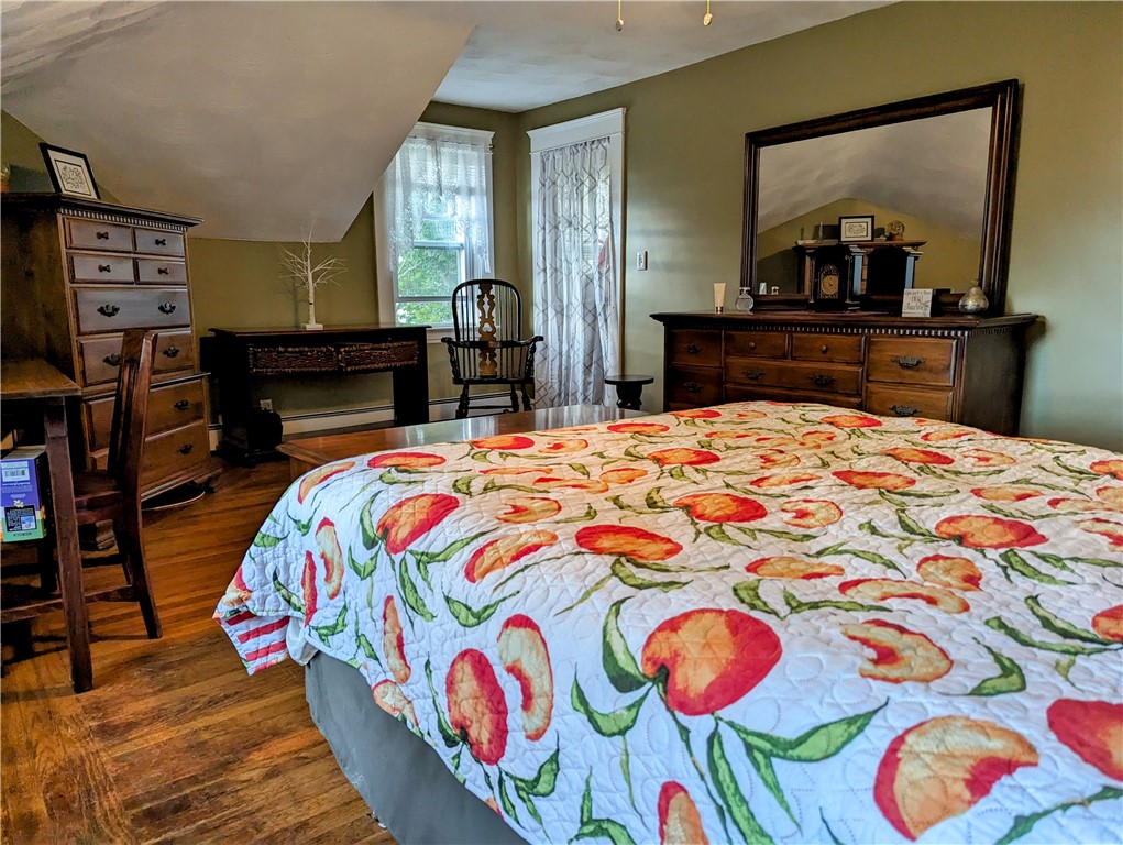 39 Edward Street Coventry, RI 02816 - Photo 23 of 39 Primary Bedroom