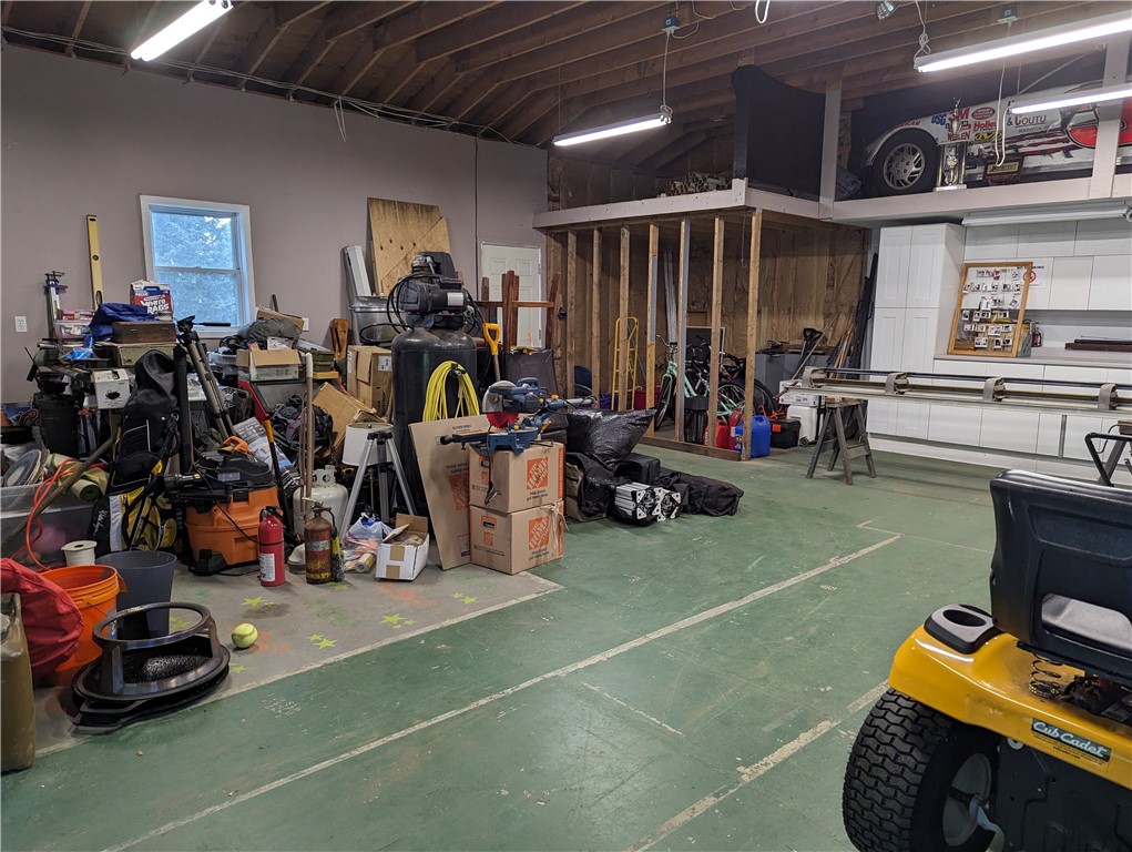 39 Edward Street Coventry, RI 02816 - Photo 31 of 39