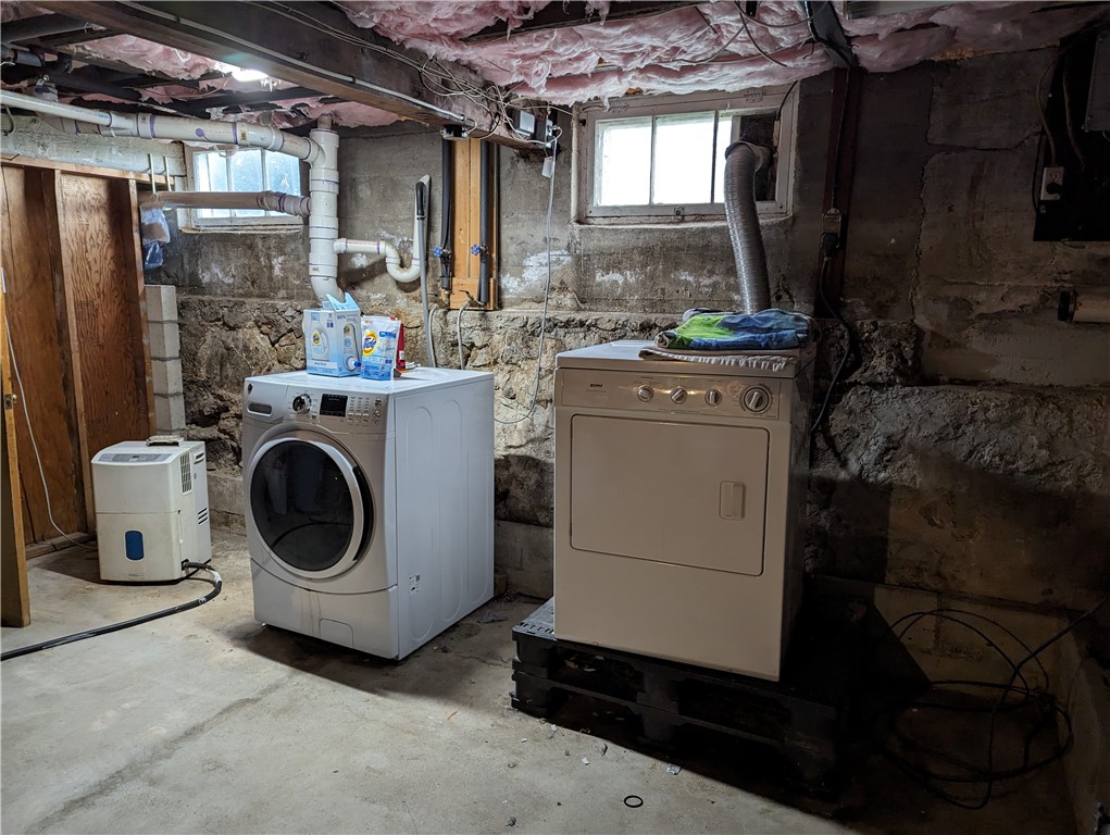 39 Edward Street Coventry, RI 02816 - Photo 36 of 39 washer and dryer