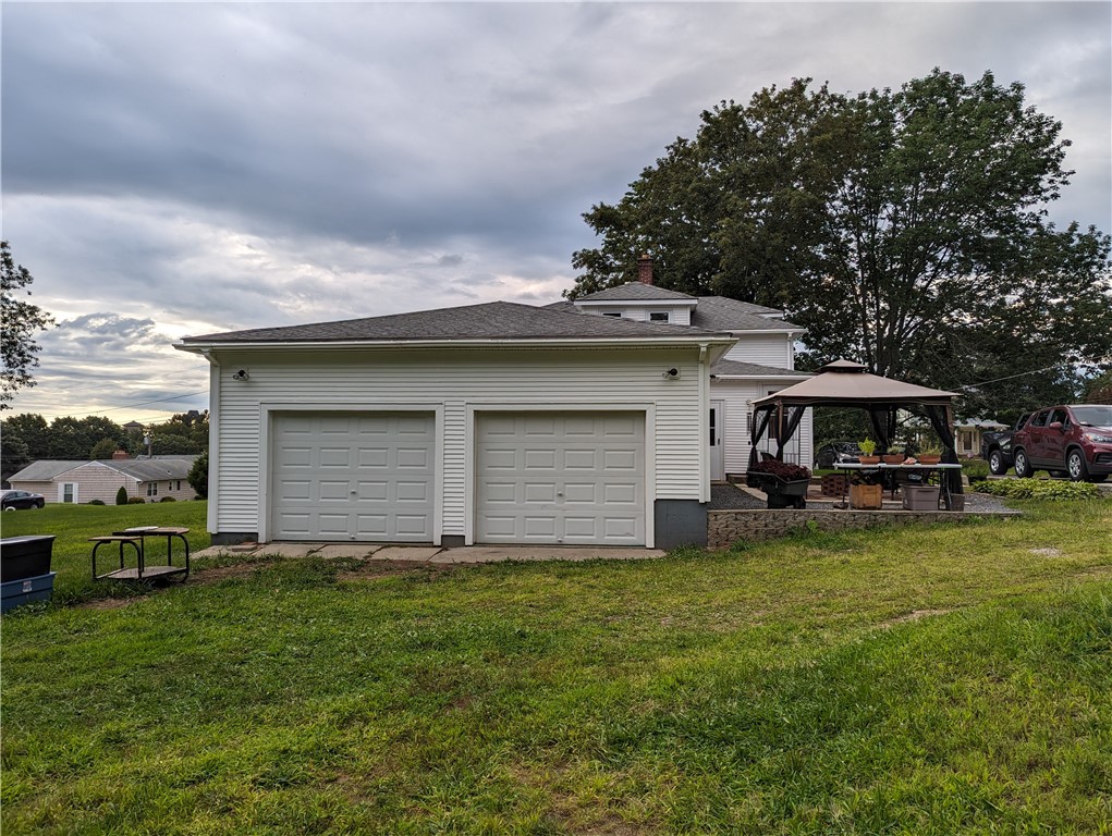 39 Edward Street Coventry, RI 02816 - Photo 8 of 39