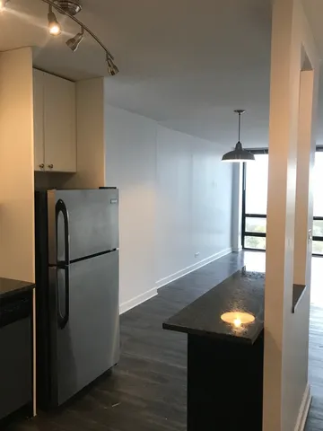 $1,850 | 1660 North LaSalle Drive, Unit 1403, Chicago, IL 60614