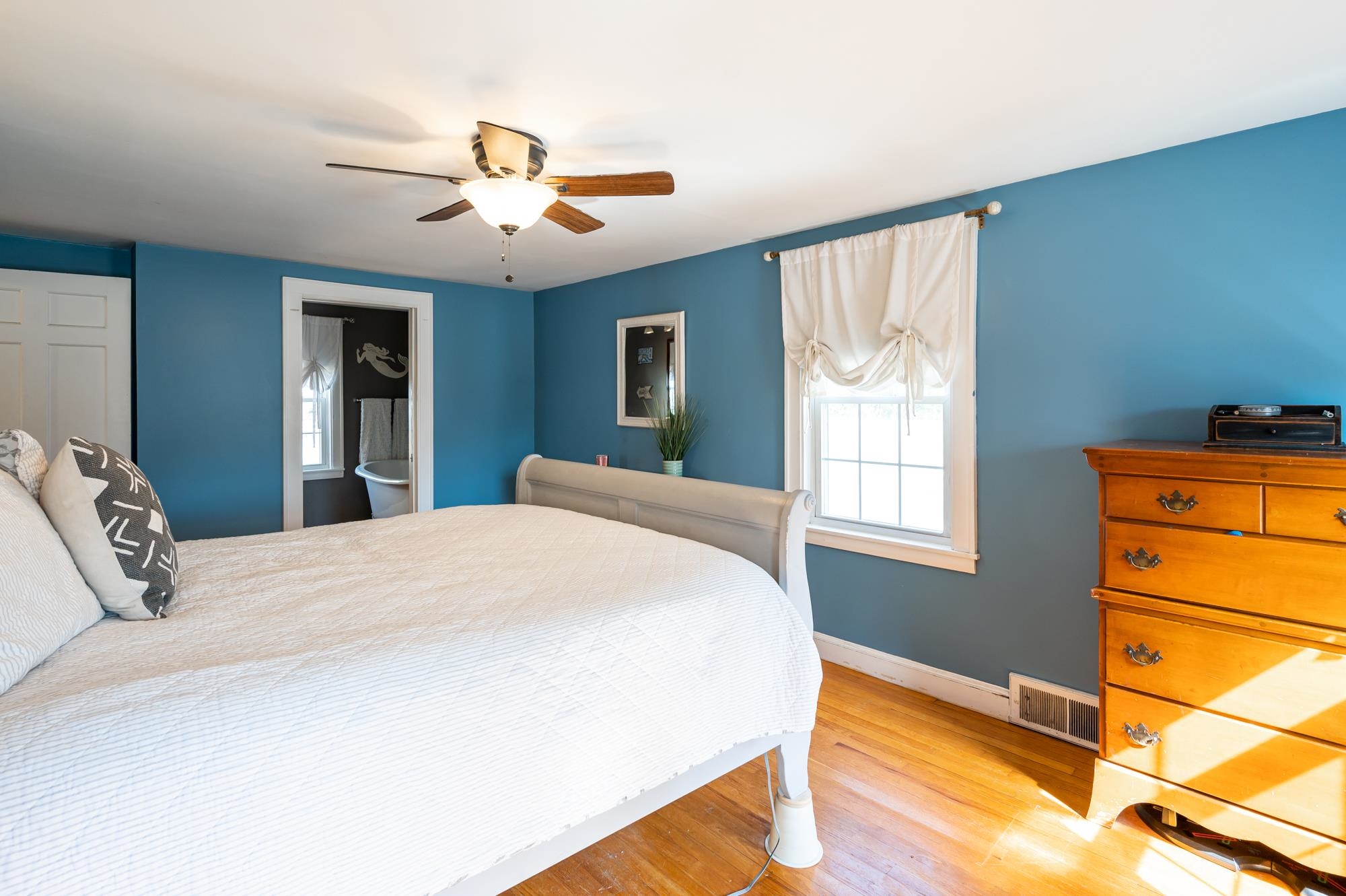 552 Smyth Road Manchester, NH 03104 - Photo 22 of 40