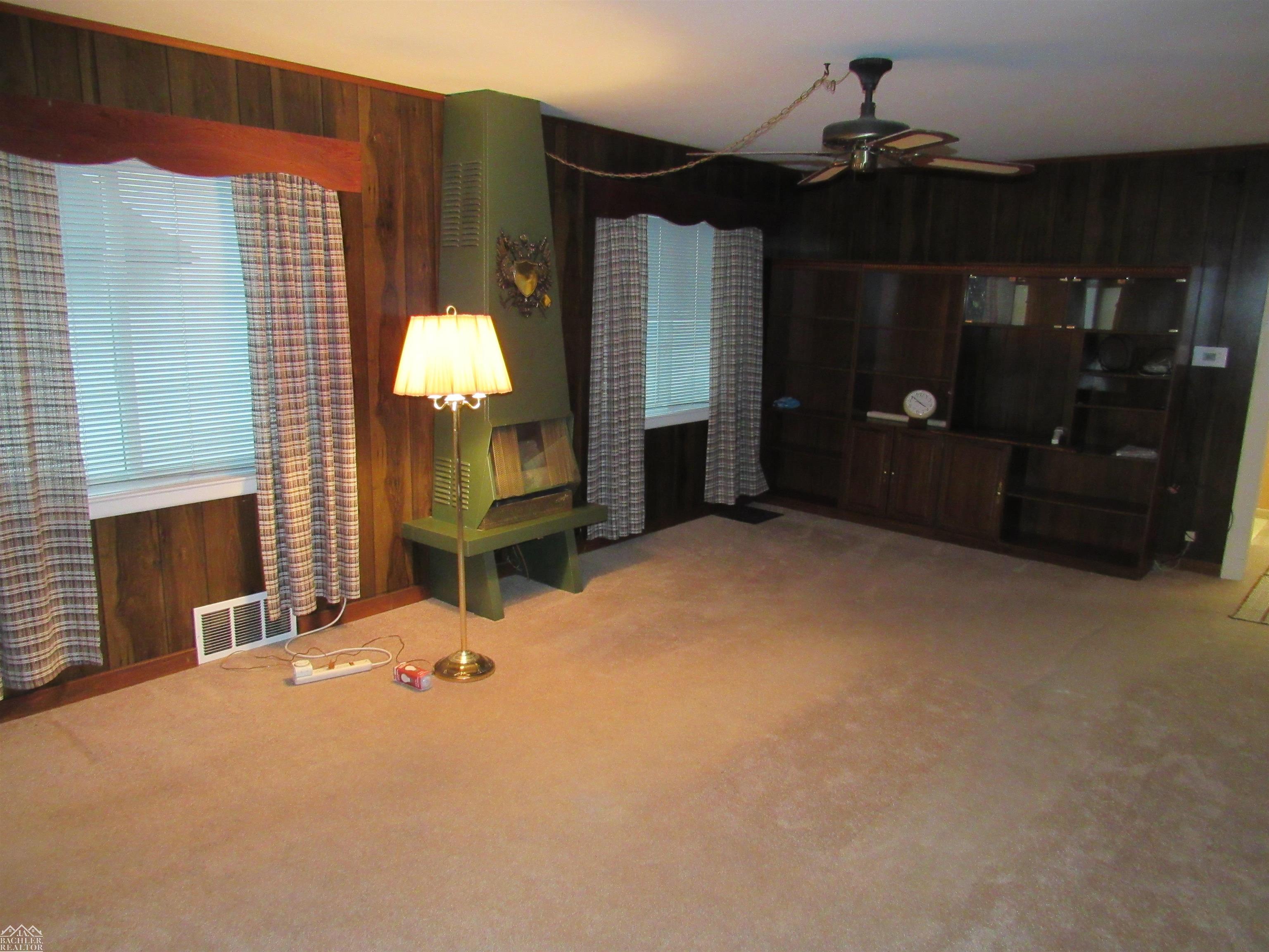 329 Chartier Road Marine City, MI 48039 - Photo 3 of 28 50097091-2.JPG