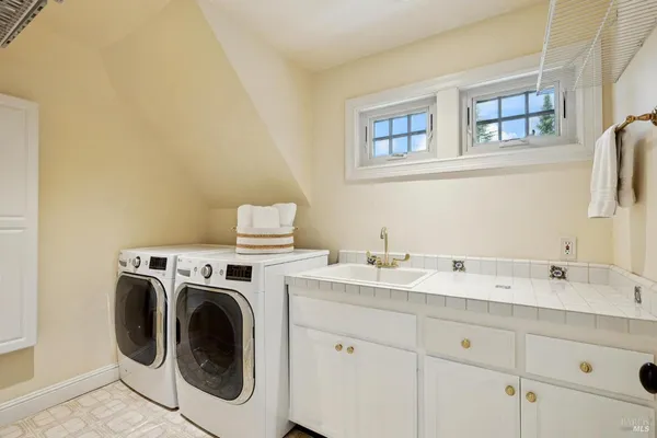 $3,650,000 | 172 Pacheco Avenue, Novato, CA 94947