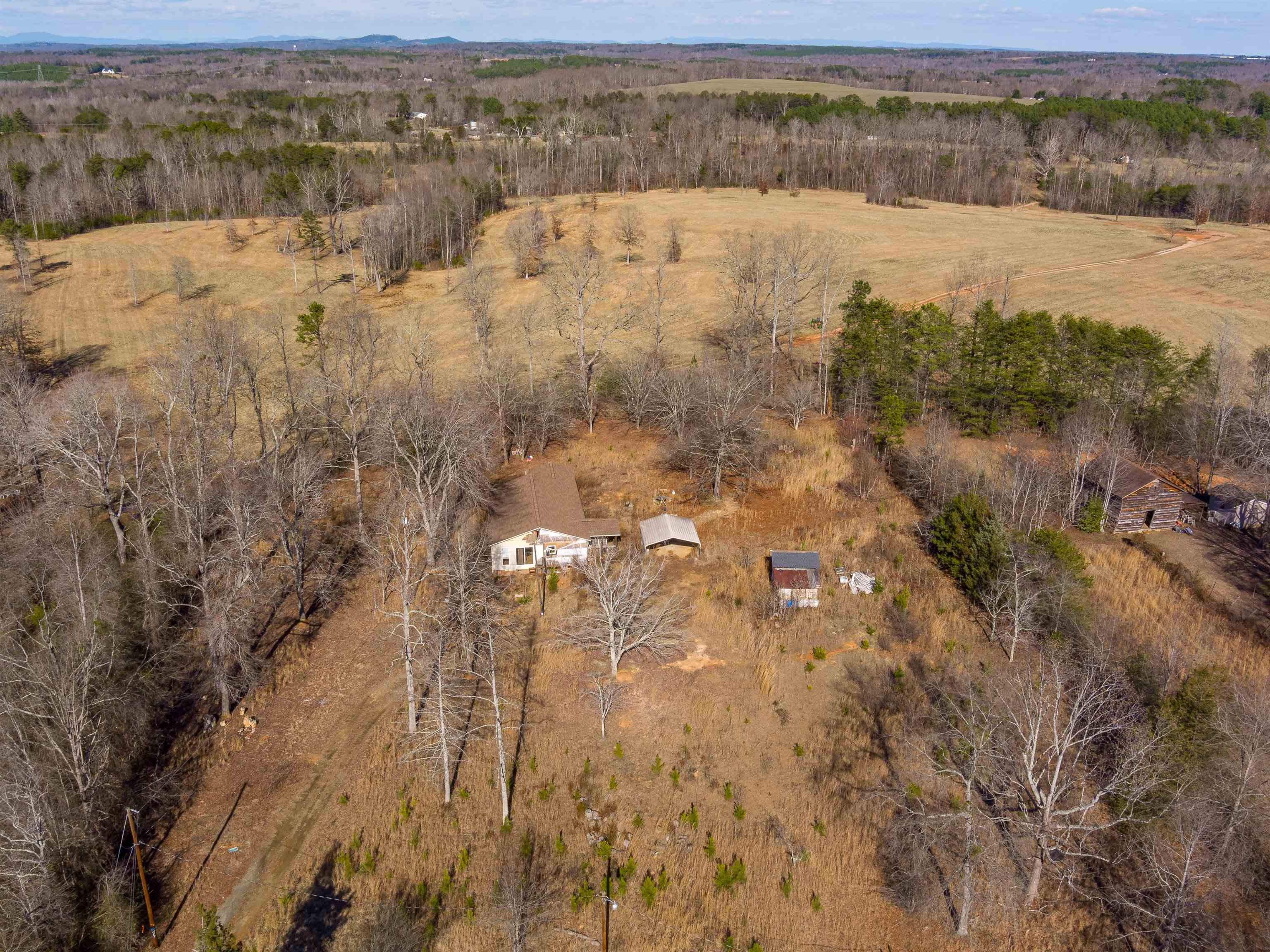 640 Ferree Road Campobello, SC 29322 - Photo 12 of 18