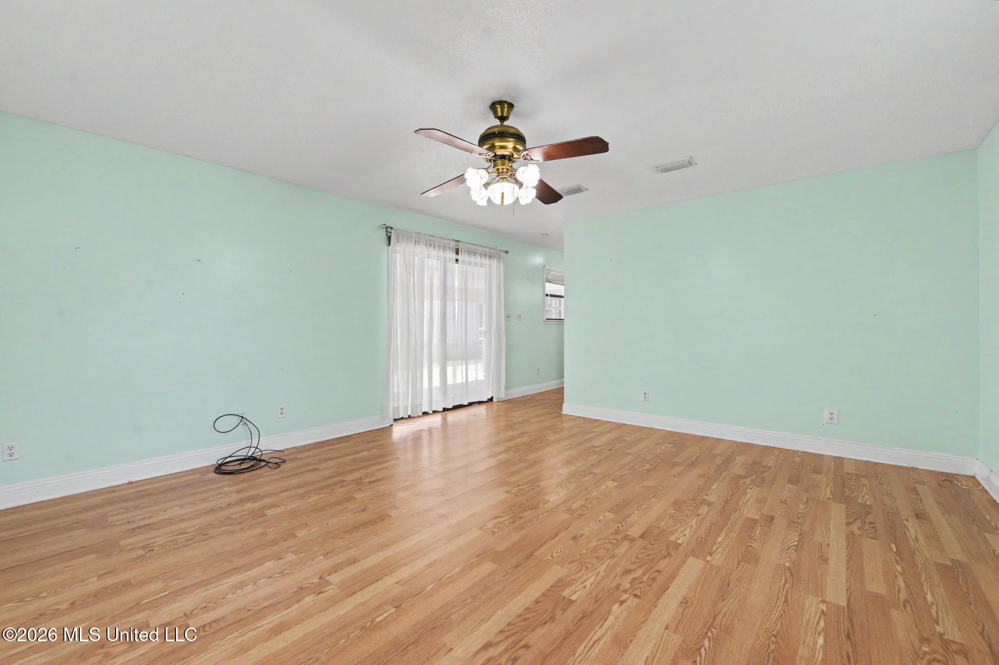 4800 Forrest Street Moss Point, MS 39563 - Photo 11 of 26 MASTER BEDROOM