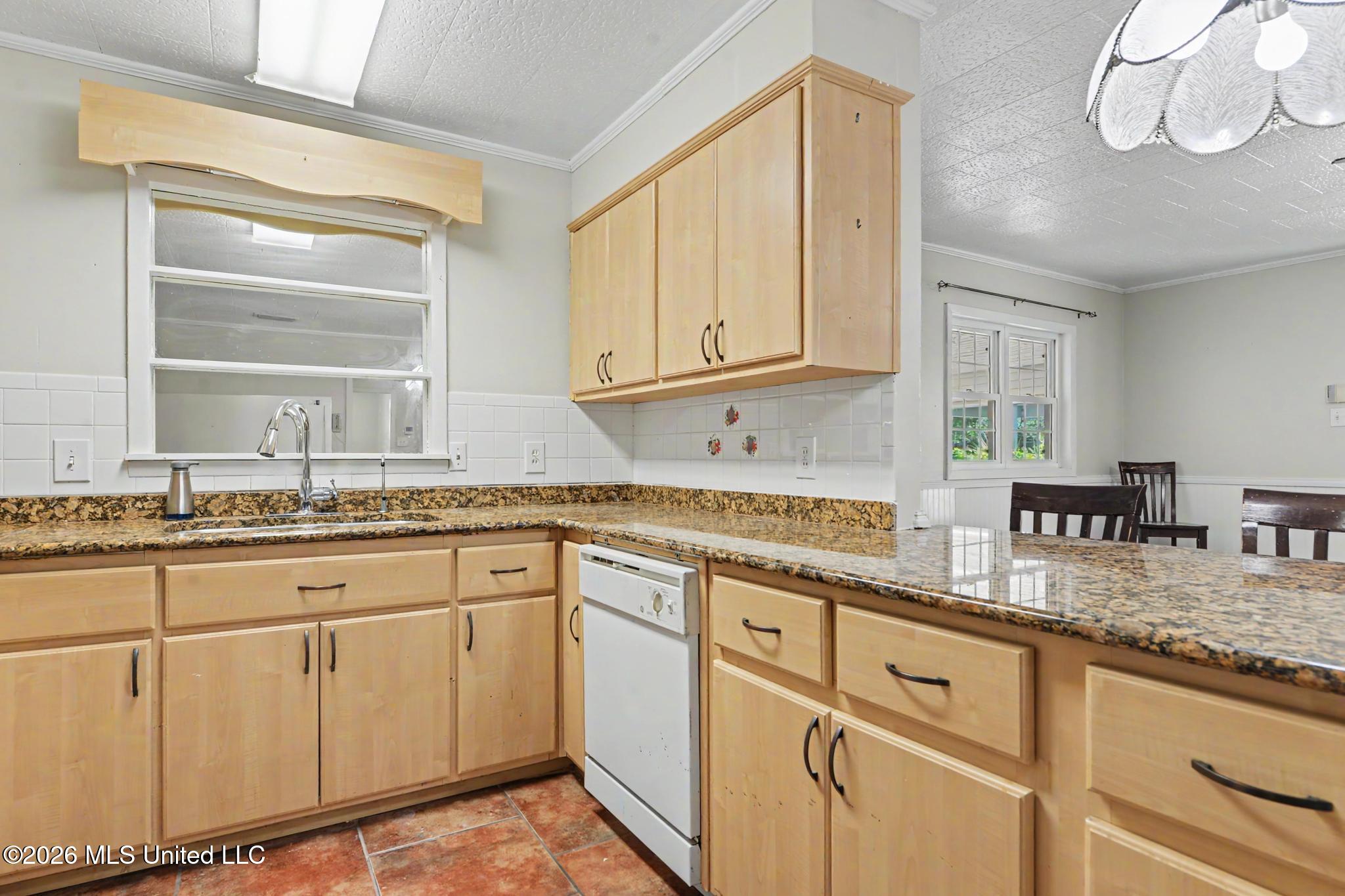 4800 Forrest Street Moss Point, MS 39563 - Photo 7 of 26 KITCHEN