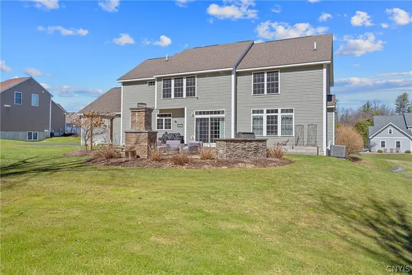 $849,900 | 217 Starksboro Drive, Camillus, NY 13031