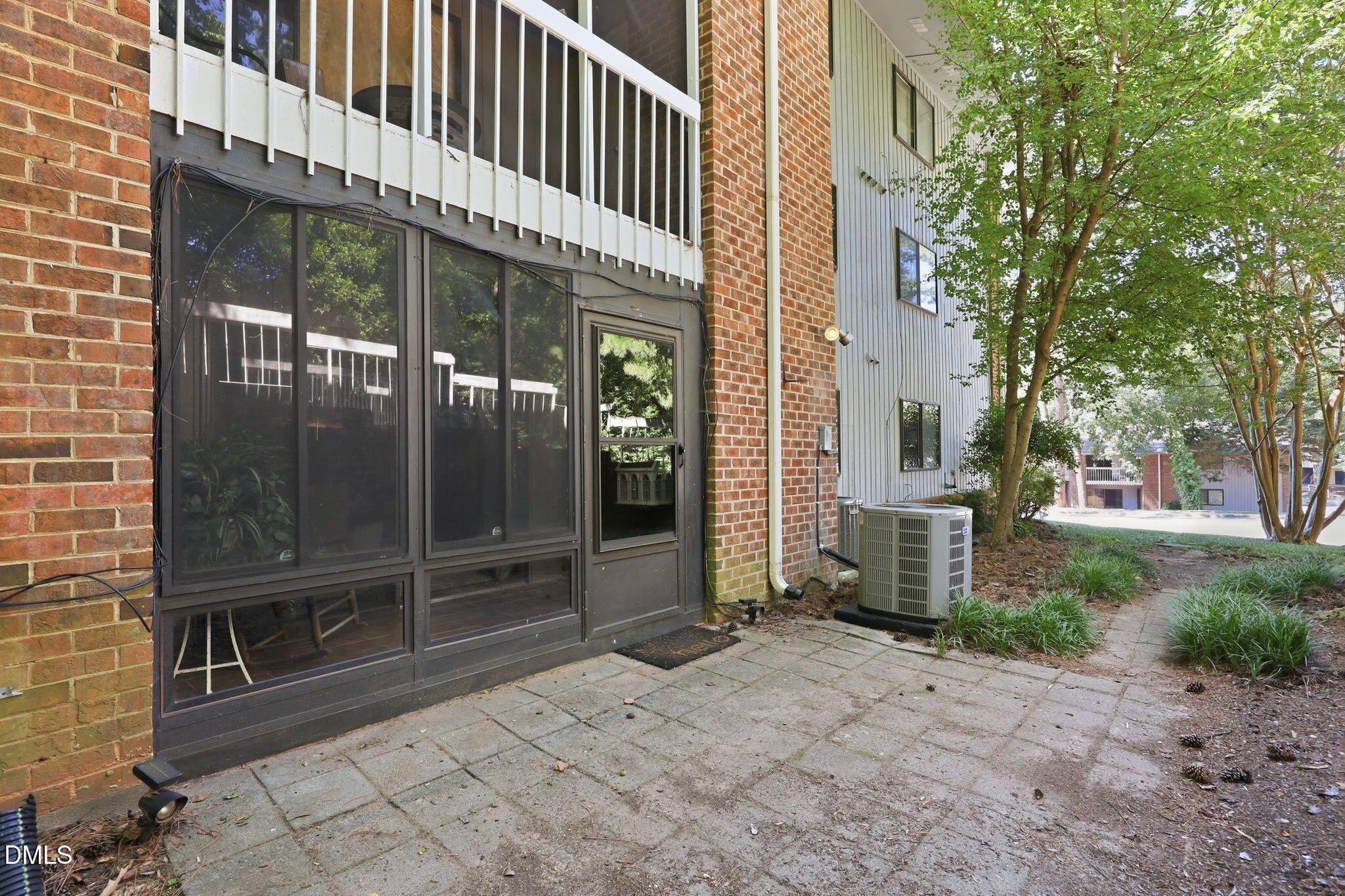 1008 Sandlin Place, Unit B Raleigh, NC 27606 - Photo 25 of 37