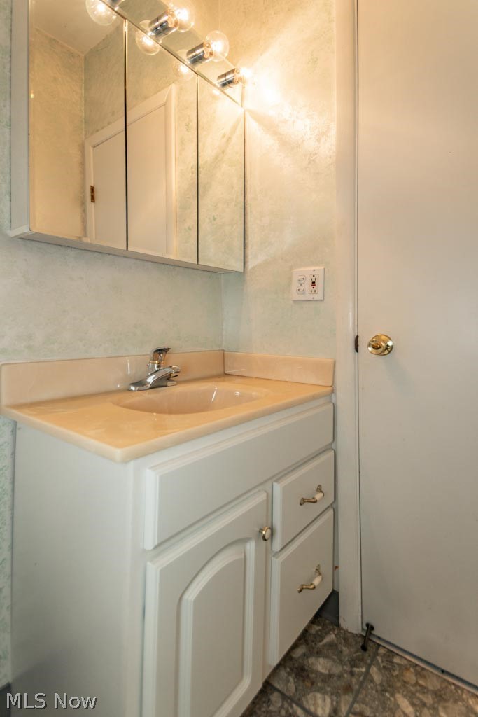 23921 Harms Road Cleveland, OH 44143 - Photo 17 of 38 Gallery Image 17