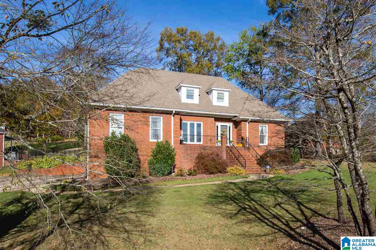 315 Woodward Road Trussville, AL 35173 - Photo 2 of 37