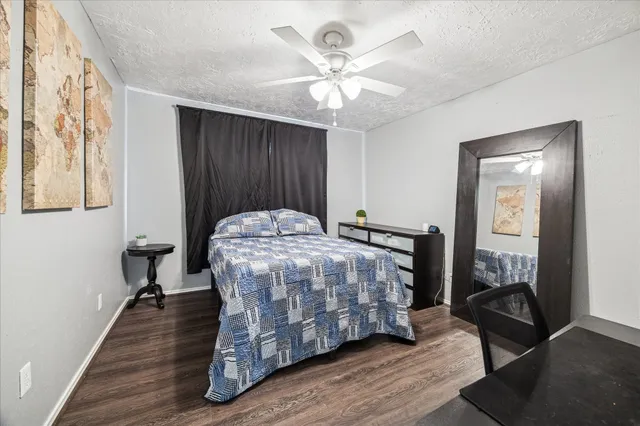 $249,999 | 1510 Chertsey Circle, Channelview, TX 77530