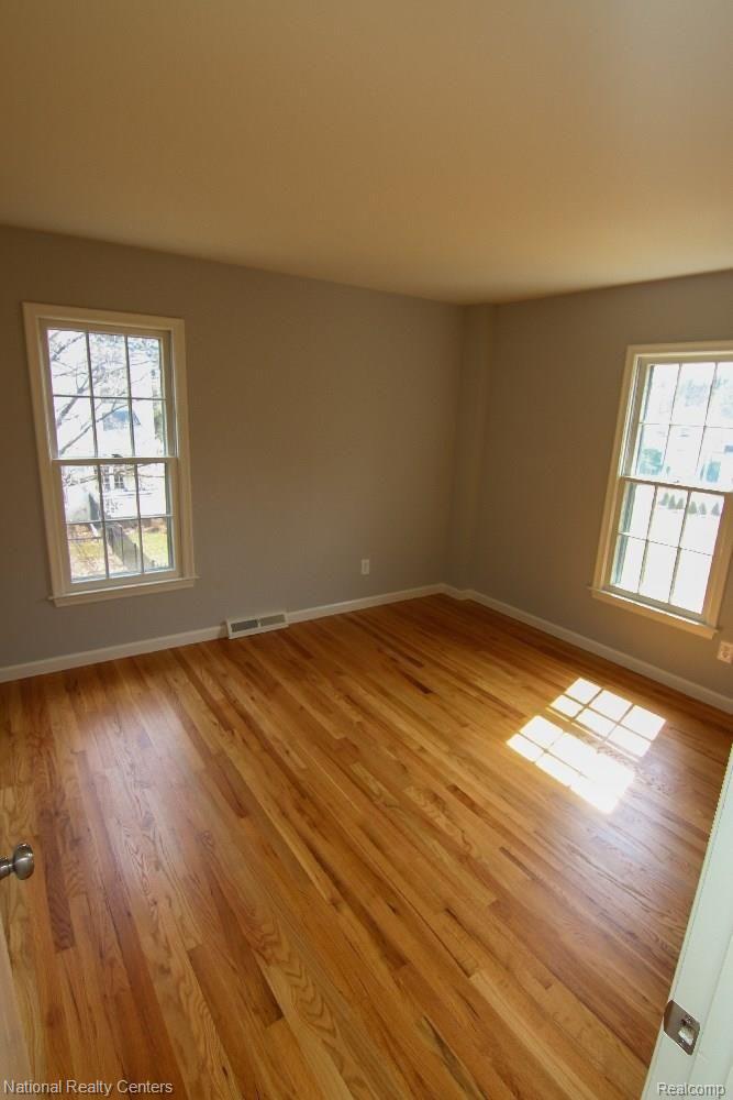 1064 Top View Road Bloomfield Hills, MI 48304 - Photo 24 of 37 web_IMG_9761.jpg
