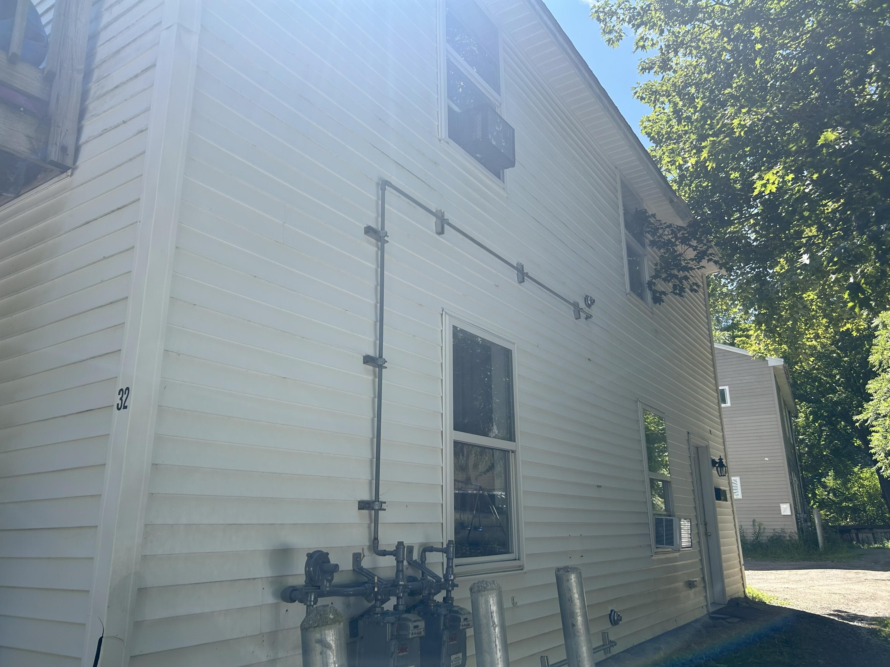 32 Spring Street Gardiner, ME 04345 - Photo 2 of 9 Back View