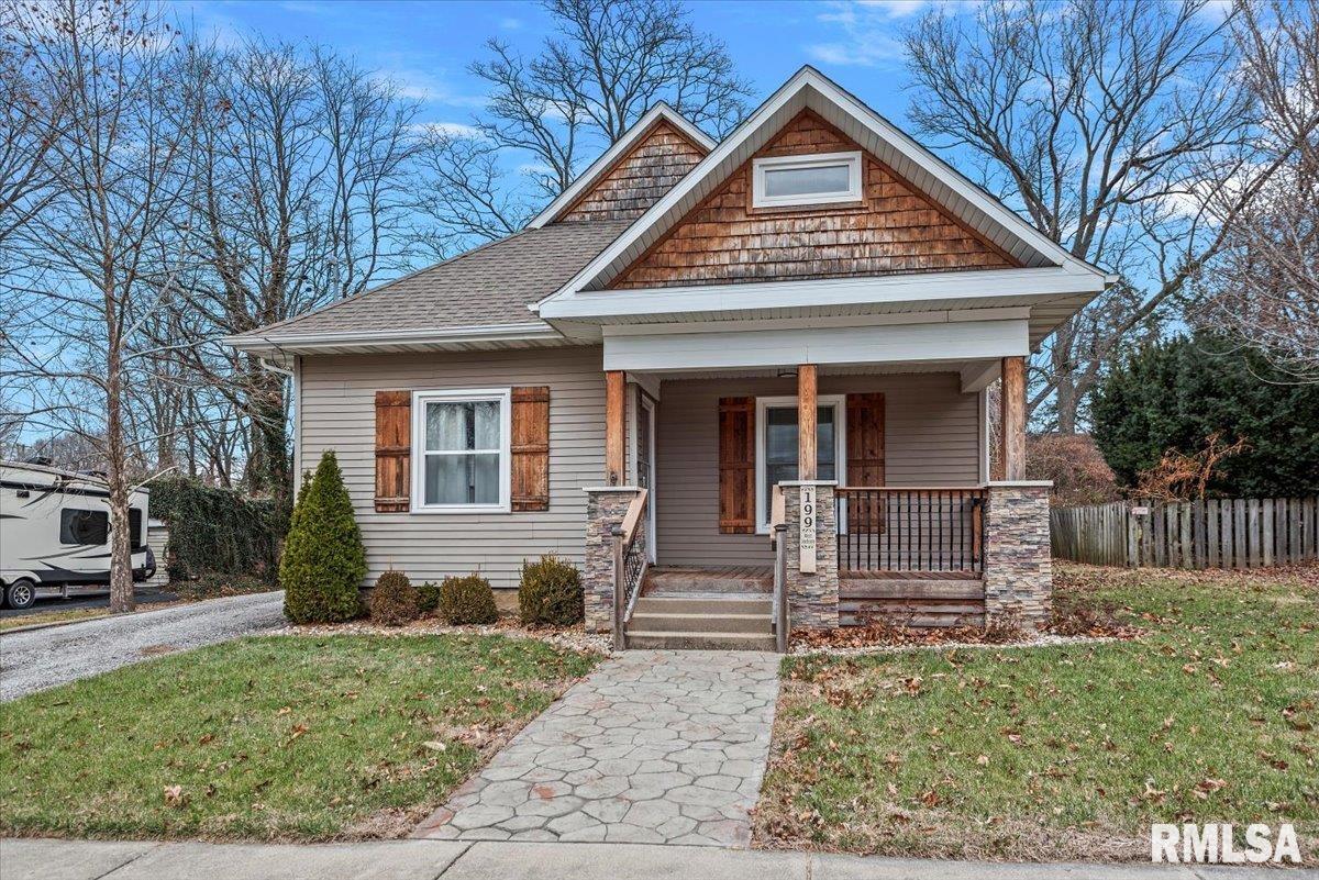 199 West Jackson Street Athens, IL 62613 - Photo 1 of 32 Gallery Image 1