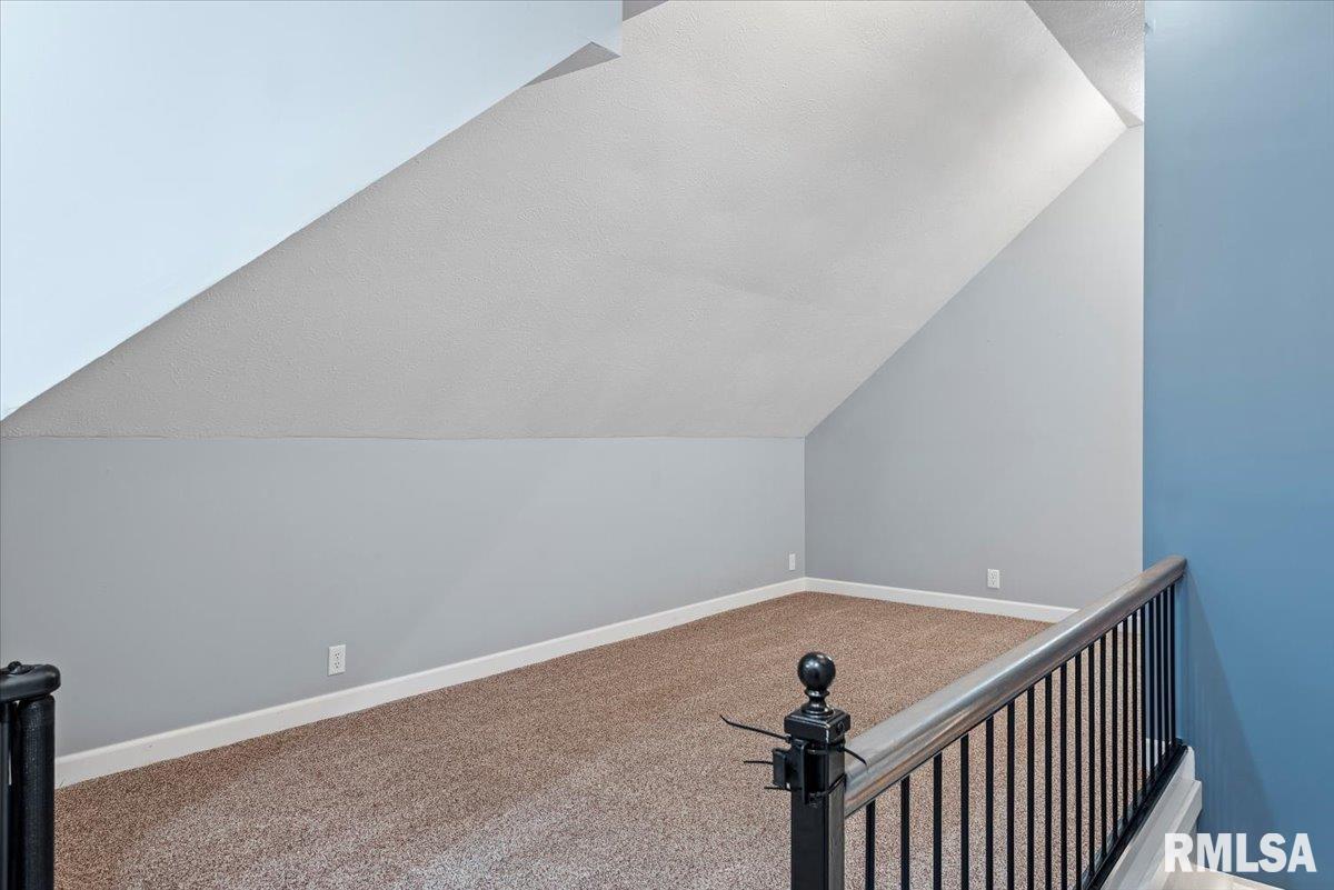 199 West Jackson Street Athens, IL 62613 - Photo 18 of 32 Gallery Image 18