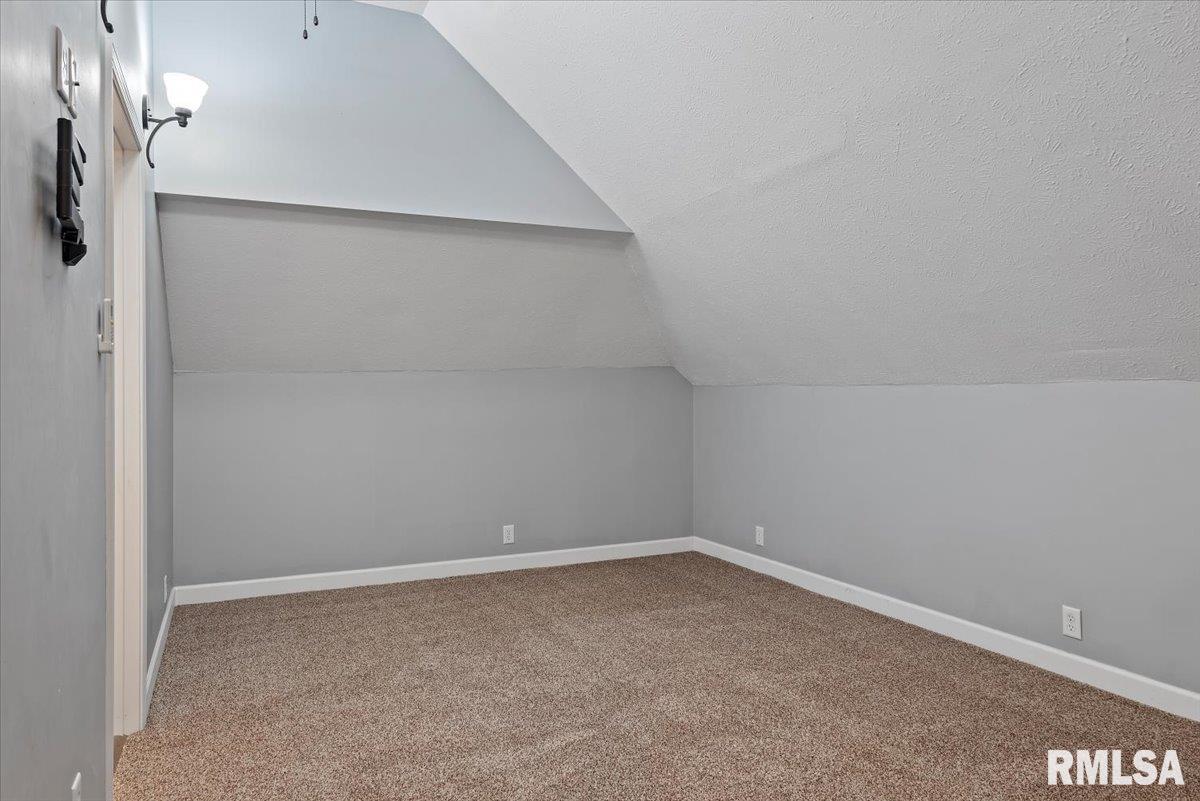 199 West Jackson Street Athens, IL 62613 - Photo 20 of 32 Gallery Image 20