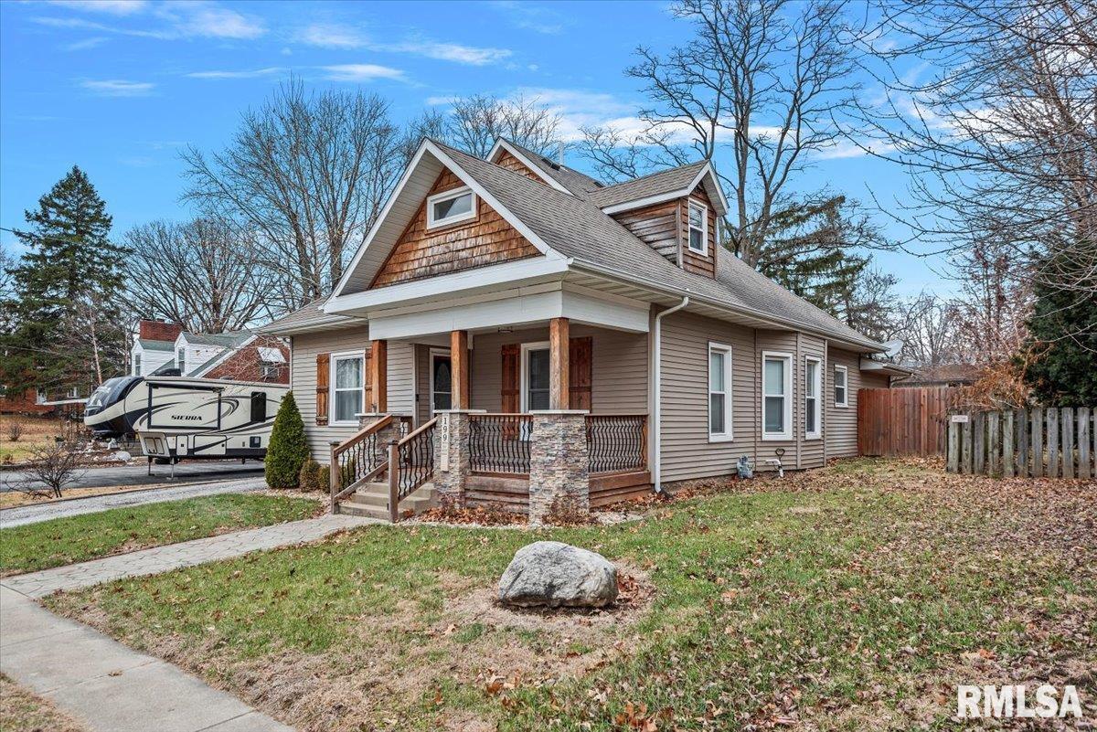 199 West Jackson Street Athens, IL 62613 - Photo 2 of 32 Gallery Image 2