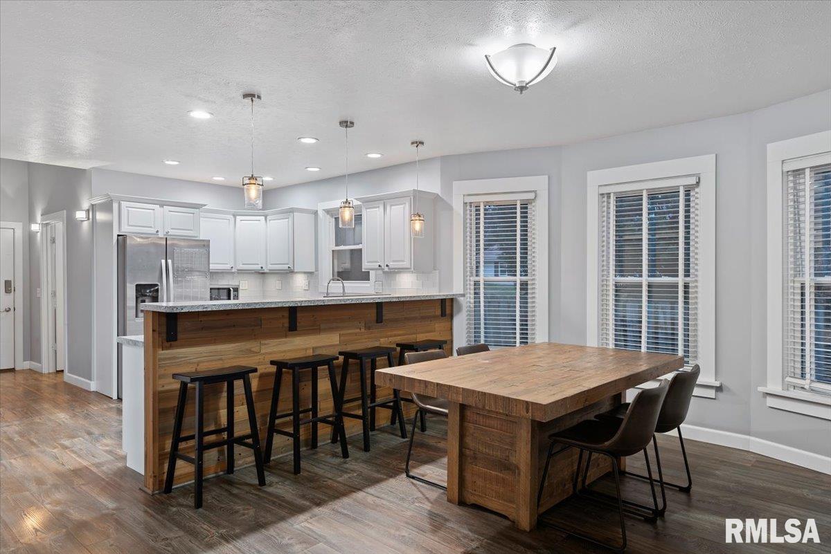199 West Jackson Street Athens, IL 62613 - Photo 8 of 32 Gallery Image 8