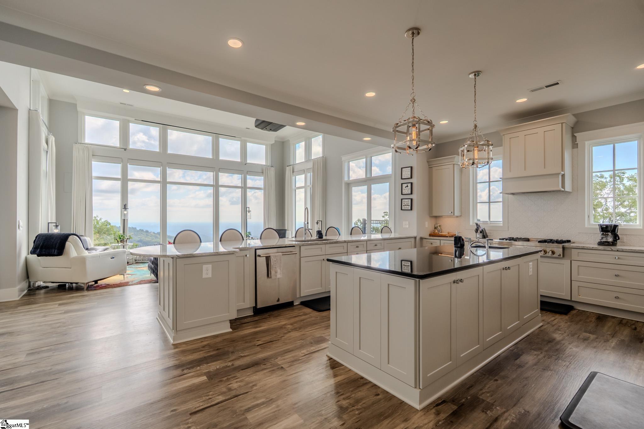 105 The Cliffs Parkway Landrum, SC 29356 - Photo 15 of 50