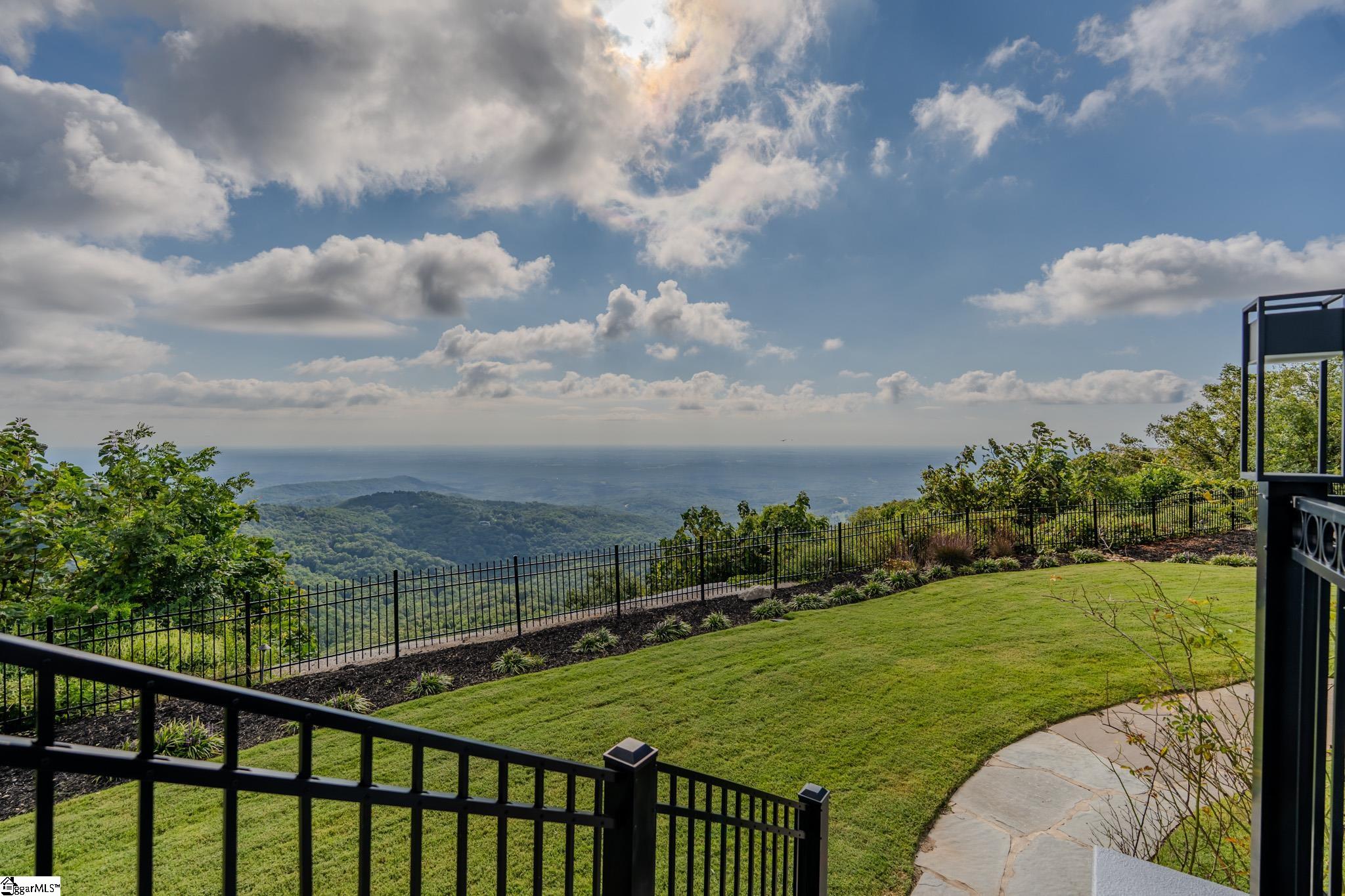 105 The Cliffs Parkway Landrum, SC 29356 - Photo 44 of 50