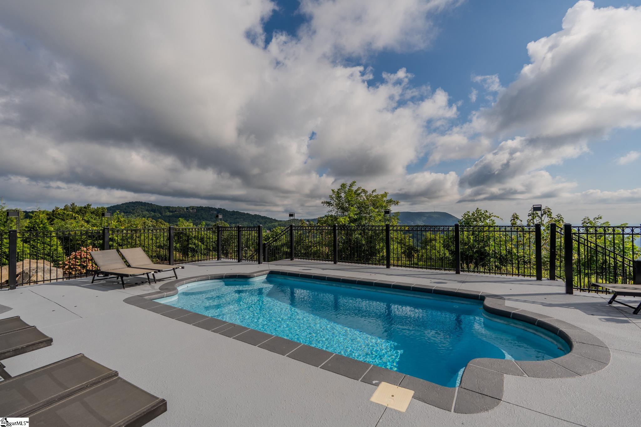 105 The Cliffs Parkway Landrum, SC 29356 - Photo 47 of 50