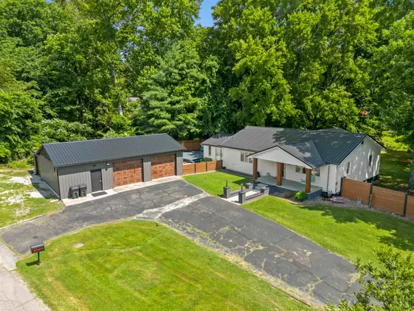 $329,900 | 1200 Dillow Avenue, Raceland, KY 41169