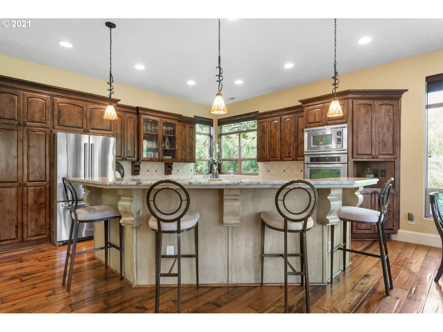 6680 Southwest Raleighview Court Portland, OR 97225 - Photo 8 of 30 Gallery Image 8