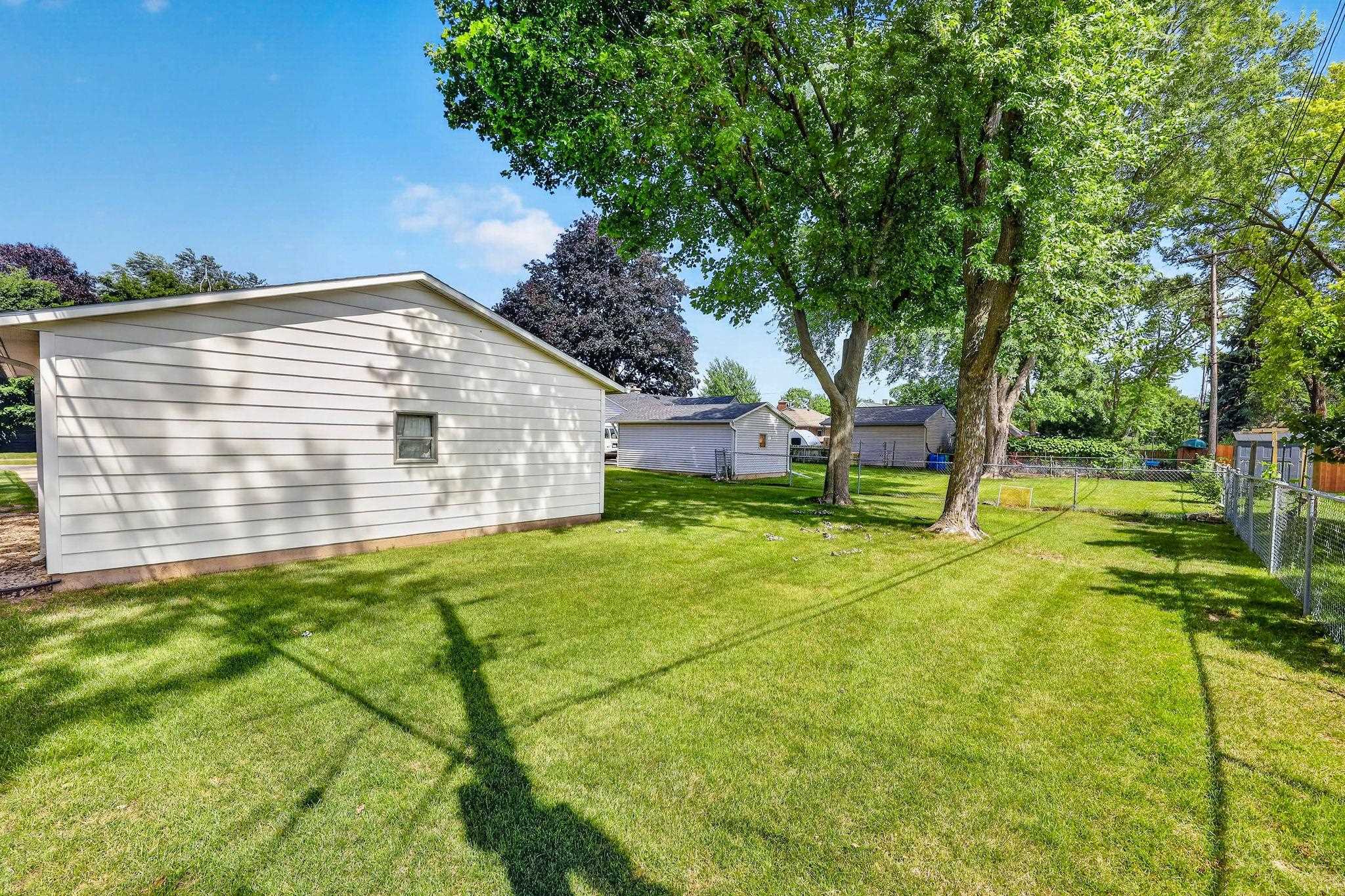 1322 Rosedale Avenue Madison, WI 53714 - Photo 39 of 46