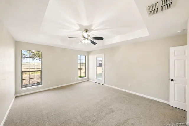 $689,900 | 3362 Abbott Road, St. Hedwig, TX 78152