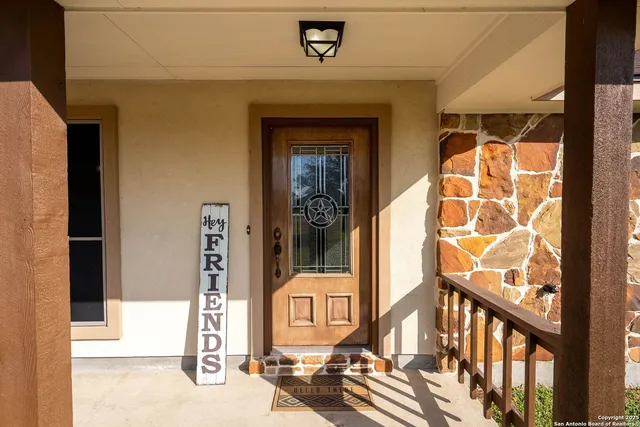 $689,900 | 3362 Abbott Road, St. Hedwig, TX 78152